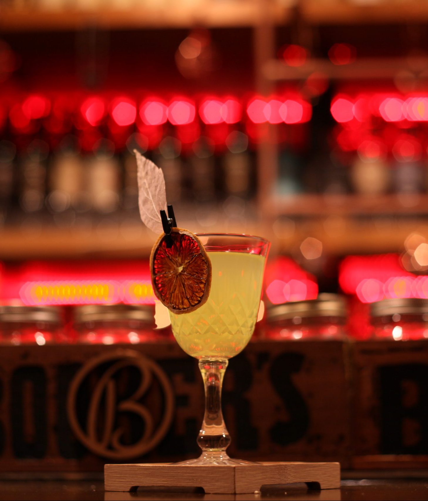 Bootlegger Cocktail bar montreal