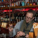 Bar Bootlegger cocktail Montreal - Guest bartender eddy Germain with Scotch whisky monkey shoulder