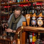 Bar Bootlegger cocktail Montreal - Guest bartender eddy Germain with Scotch whisky monkey shoulder