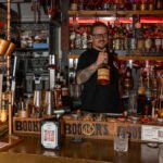 Bar Bootlegger cocktail Montreal - Guest bartender eddy Germain with Scotch whisky monkey shoulder