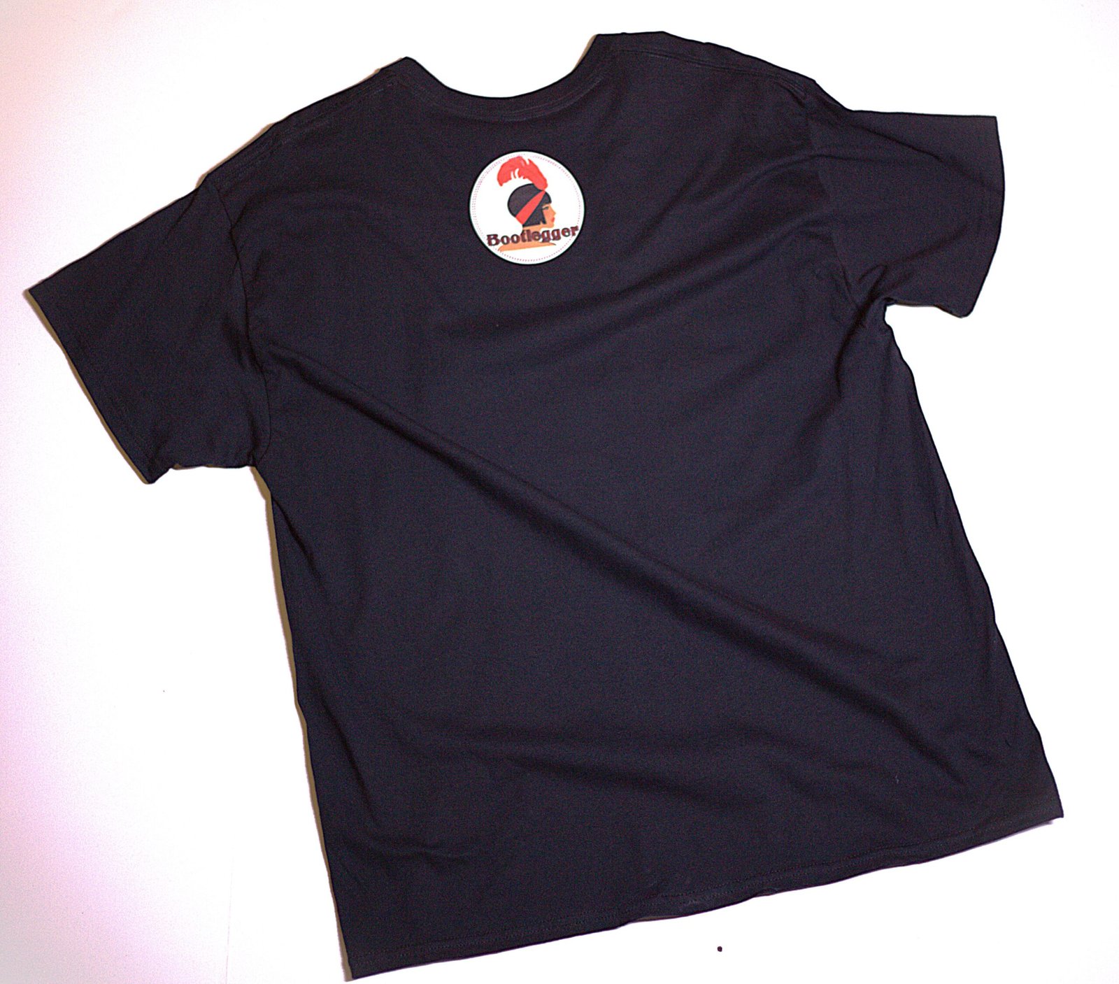 T-Shirt Muse - Bootlegger Cocktail Bar & Cuisine Montreal Back